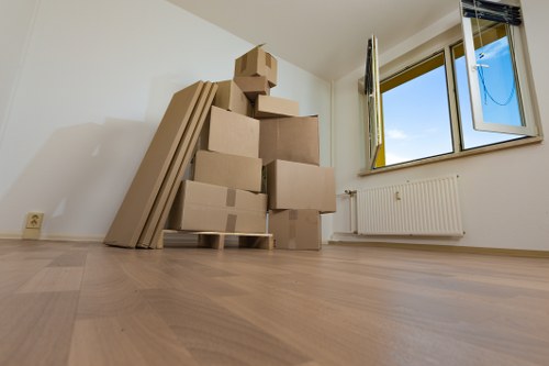 Choosing the right removal truck hire in Ealing